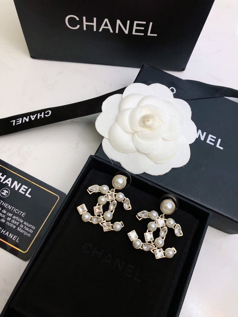Ch**el earrings